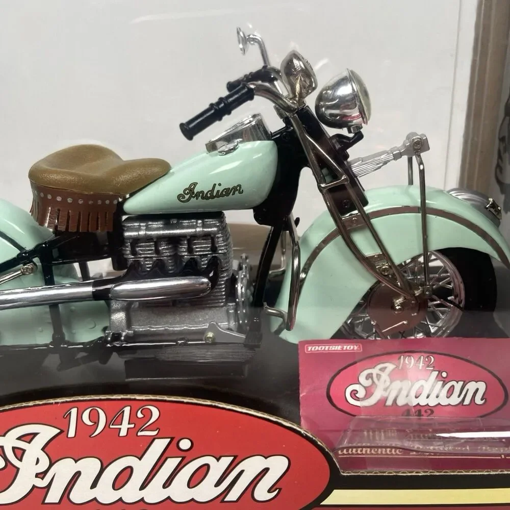 Indian Motorcycle tootsietoy hard